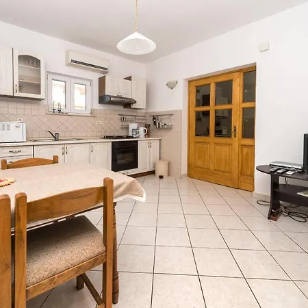 By The Sea Grebastica, - 4254 *