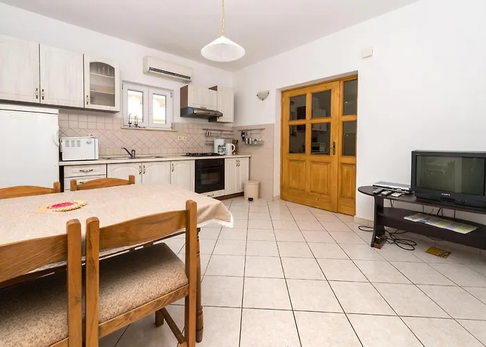 By The Sea Grebastica, - 4254 *