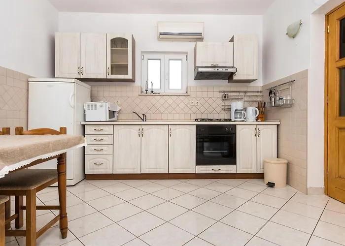 By The Sea Grebastica, - 4254 * Šibenik